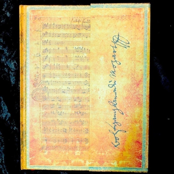 Mozart Music composition book, WA Mozart signature on magnetic closure cover - Picture 1 of 10